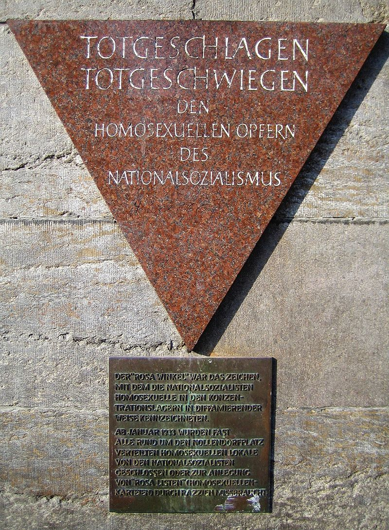 Monumento en Berlín a las víctimas homosexuales en la guerra. Wikimedia Commons